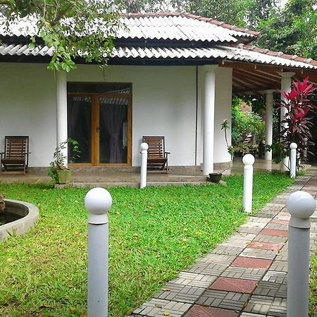 River Retreat Sigiriya Hotel Eksteriør billede