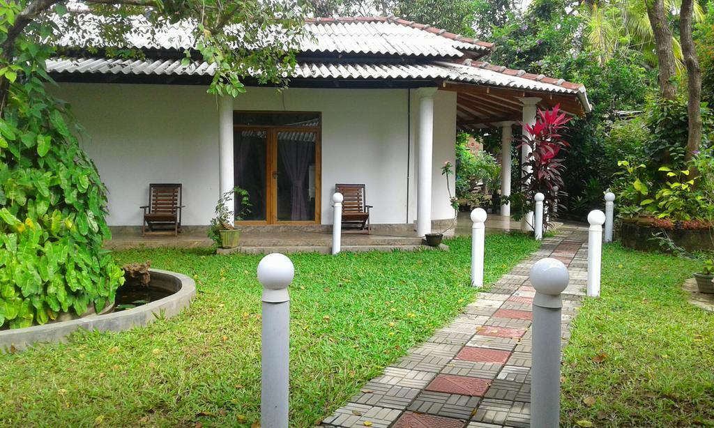 River Retreat Sigiriya Hotel Eksteriør billede